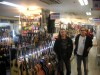 Dominik und Lanvall im Music Megastore